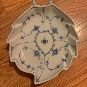 Royal Copenhagen Blue Fluted Plain # 144 Pickle / Leaf Shaped Dish